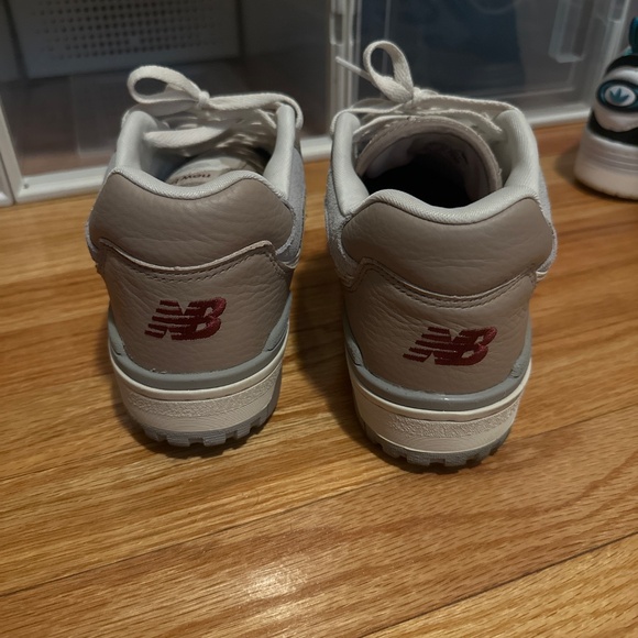 New Balance 550 - Picture 3 of 4